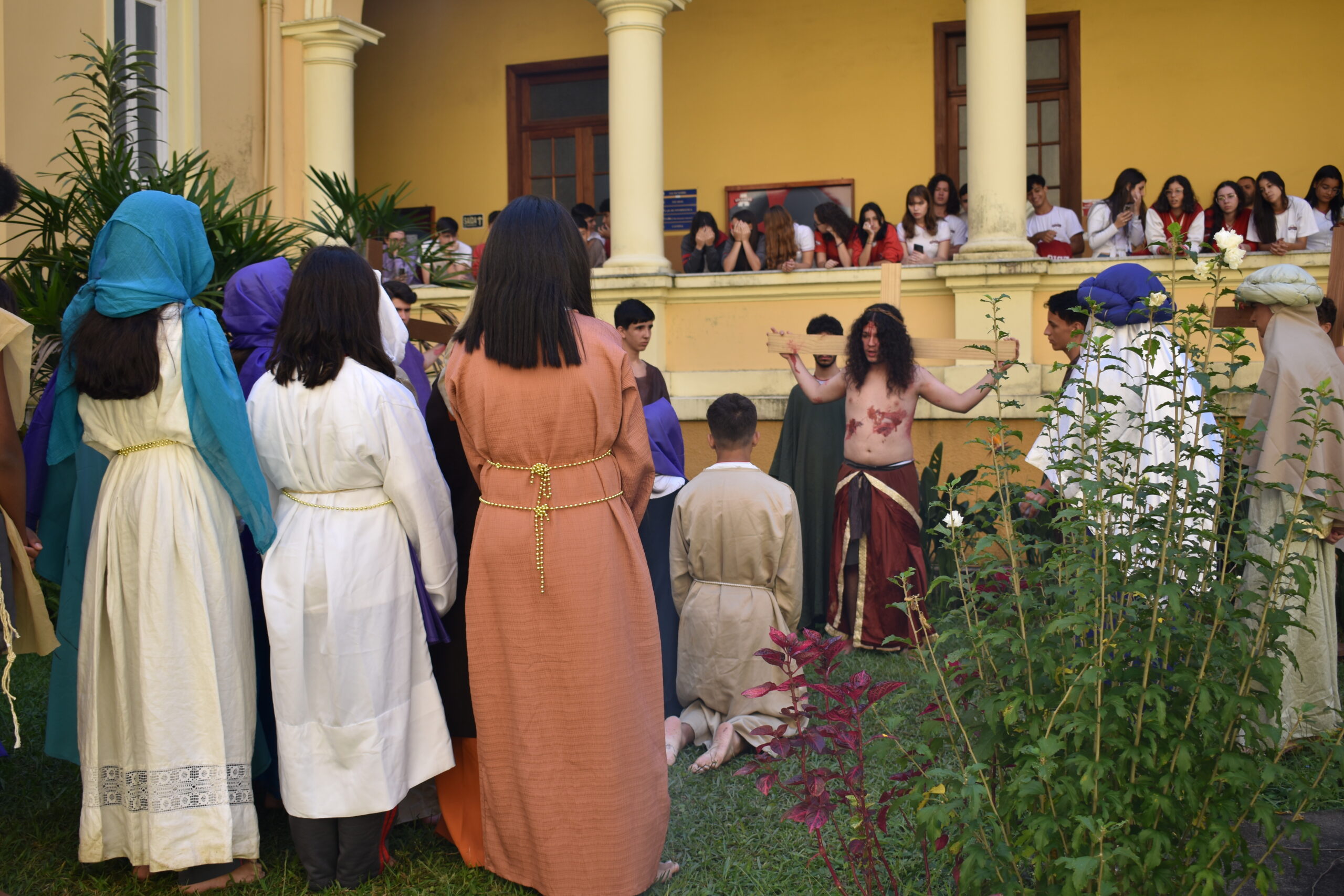 CAUCP celebra a Páscoa com encenação da Paixão de Cristo e momento de reflexão na Capela Nossa Senhora do Sion