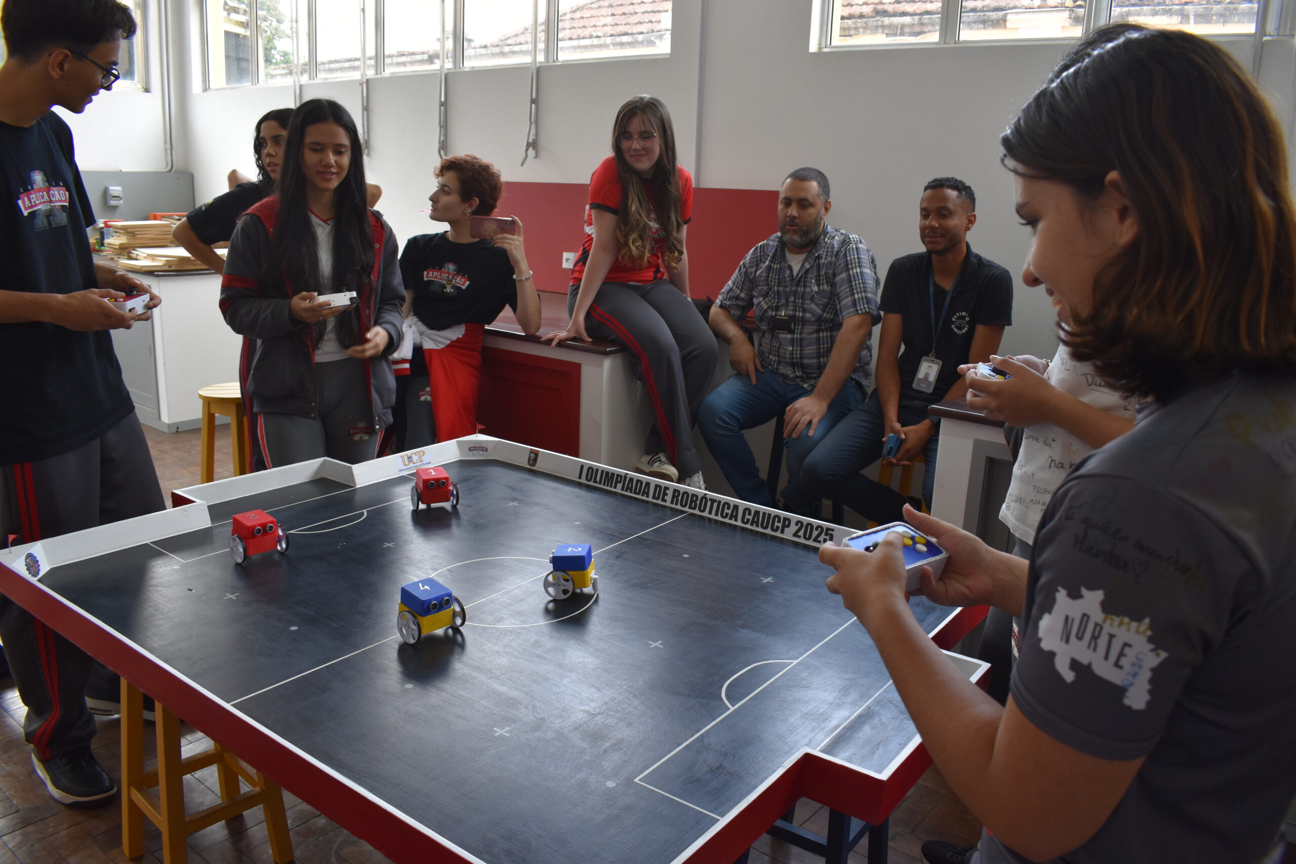 I Olimpíada de Robótica do CAUCP anima última semana de aulas